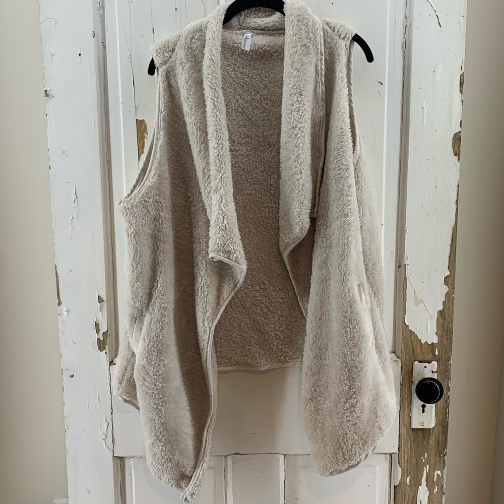 Heathmoor L Long White Faux Fur Teddy Vest